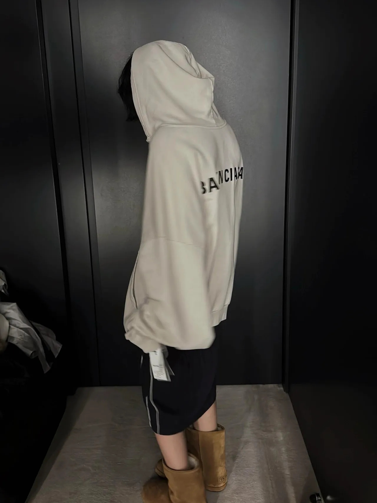 ┃ ┃